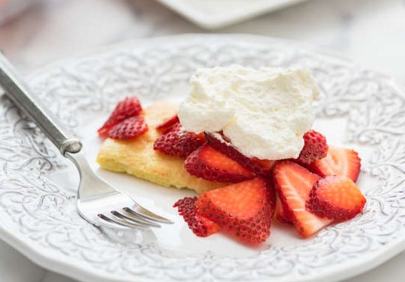 Keto Strawberry Shortcakes