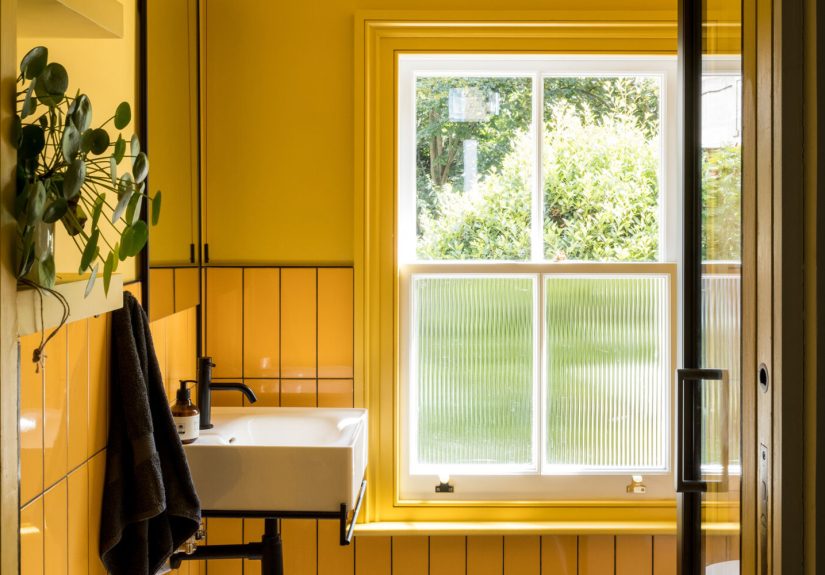 Steal This Look: A Sunshine Bath in a London Townhouse