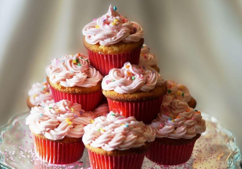 10 Famous People Born in October