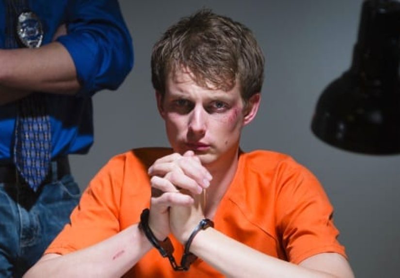 10 Interrogation Techniques Used By The Police