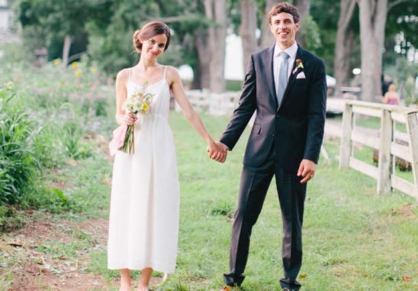 10 Tips for Creating a Simple Outdoor Wedding (and When to Break the Rules)