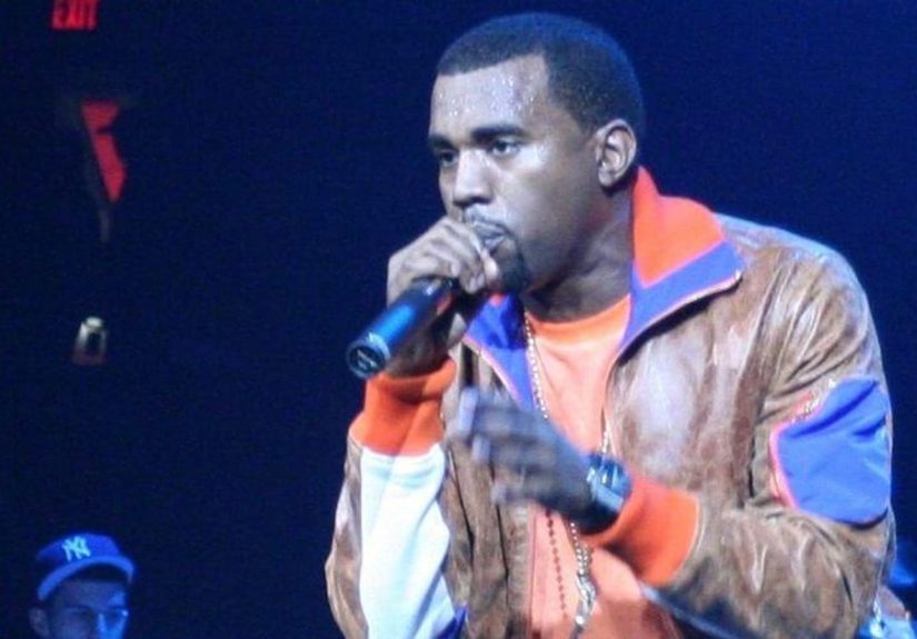 80+ Singers Who Are Gemini