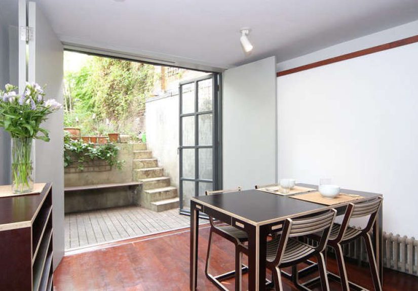 Architect Visit: The Practicality of Cutting-Edge Plywood