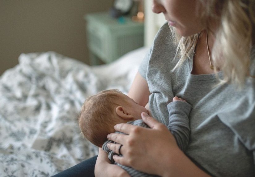 Breastfeeding: Benefits, Considerations, How to, Supplies