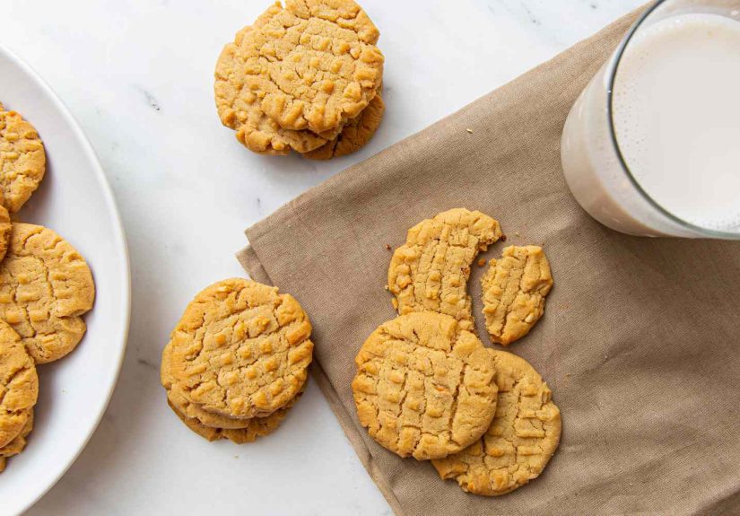 Crunchy Peanut Butter Cookies Recipe