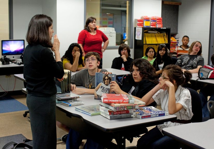 How to Choose a Co-Teaching Model