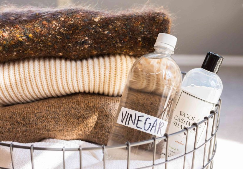 How to Freshen Wool Sweaters With Vinegar
