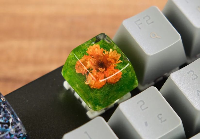 How To Make A Beautiful Floral Keycap Using Resin