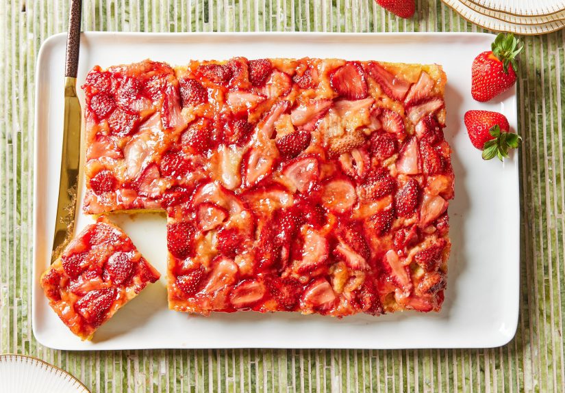 Strawberry Upside-Down Cake Recipe