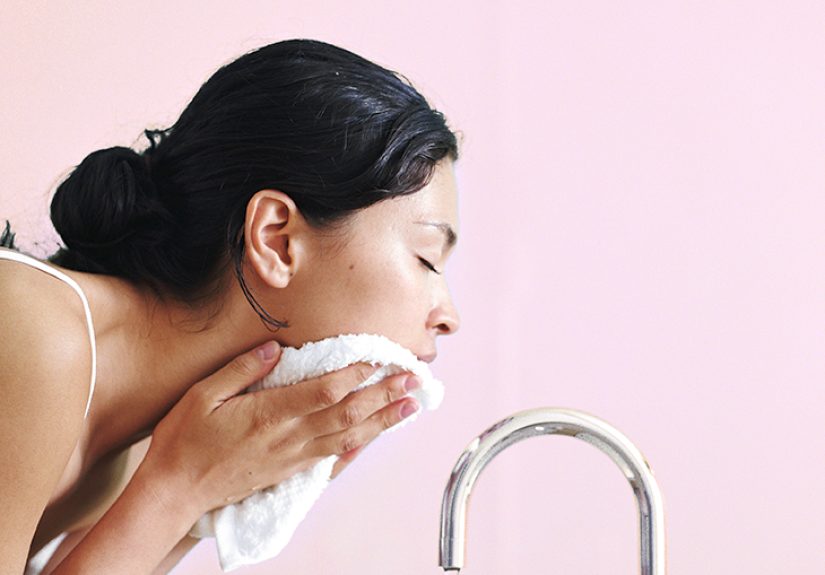 Hormonal Acne: How to Treat It and What Causes It