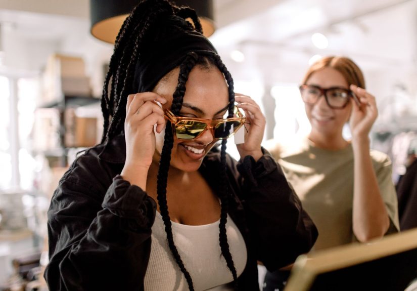 How Store Credit Cards Are Different From Regular Credit Cards