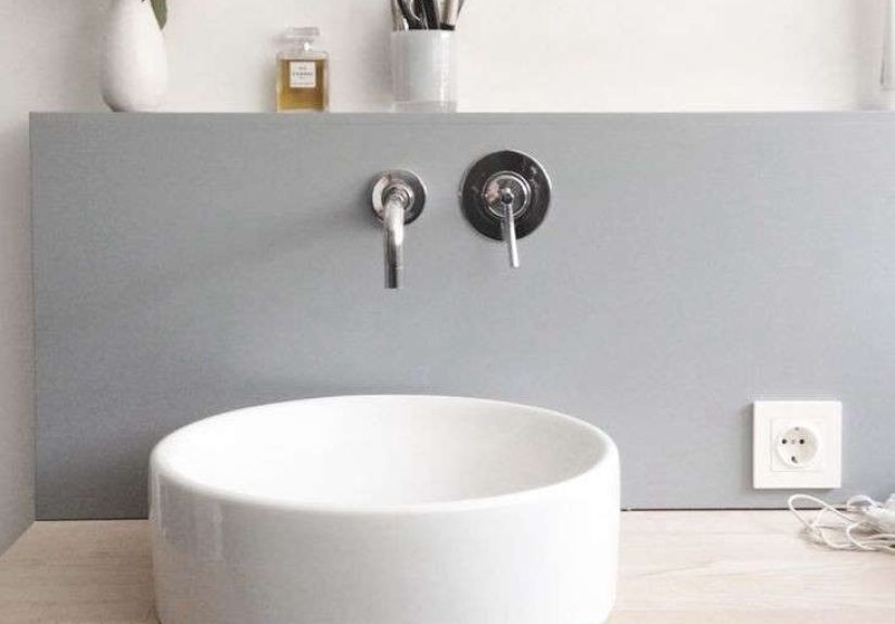 The Budget Bathroom: 8 Favorite Accessories for Under $30