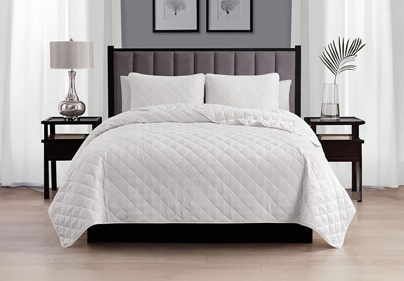 This Summer-Ready Quilt Is Nearly Half Off at Wayfair
