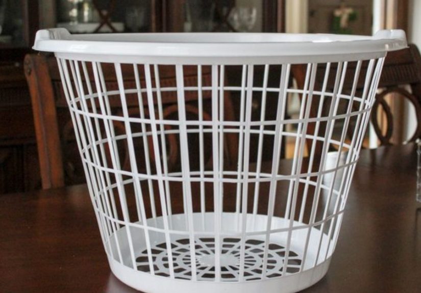Transform a Plain Dollar Store Laundry Basket into a Pretty Burlap Basket