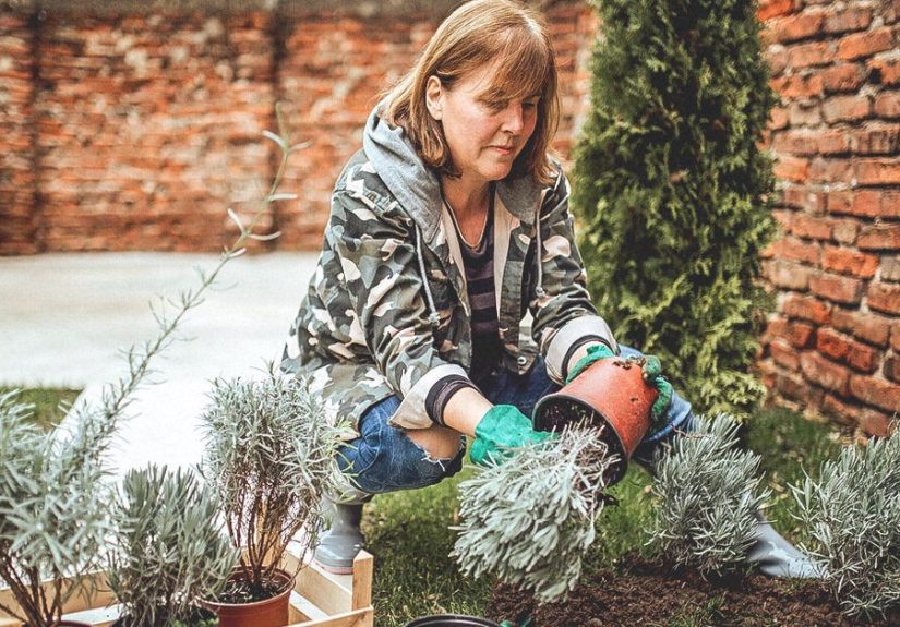 5 Ways to Stay Active to Manage Type 2 Diabetes Without the Gym