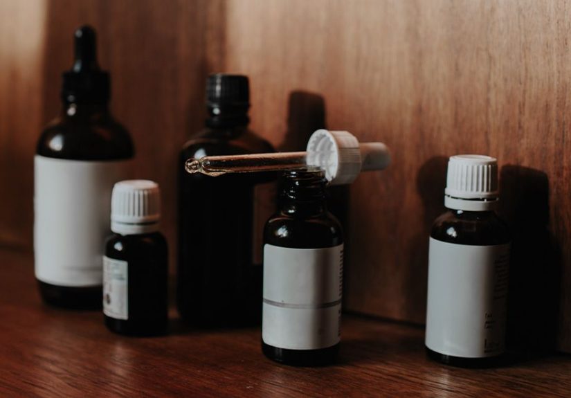 Essential oils for cold sores: Types, risks, and contacting a doctor