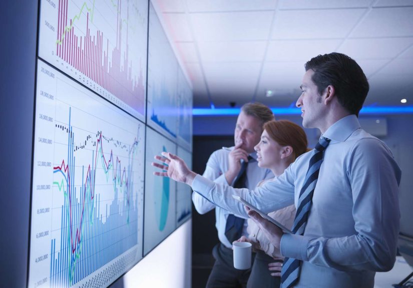 How to Forecast Earnings Based on the P/E Ratio