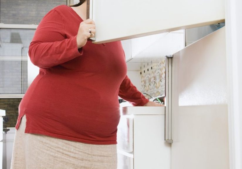 How to Get the Smell Out of a Defrosted Freezer