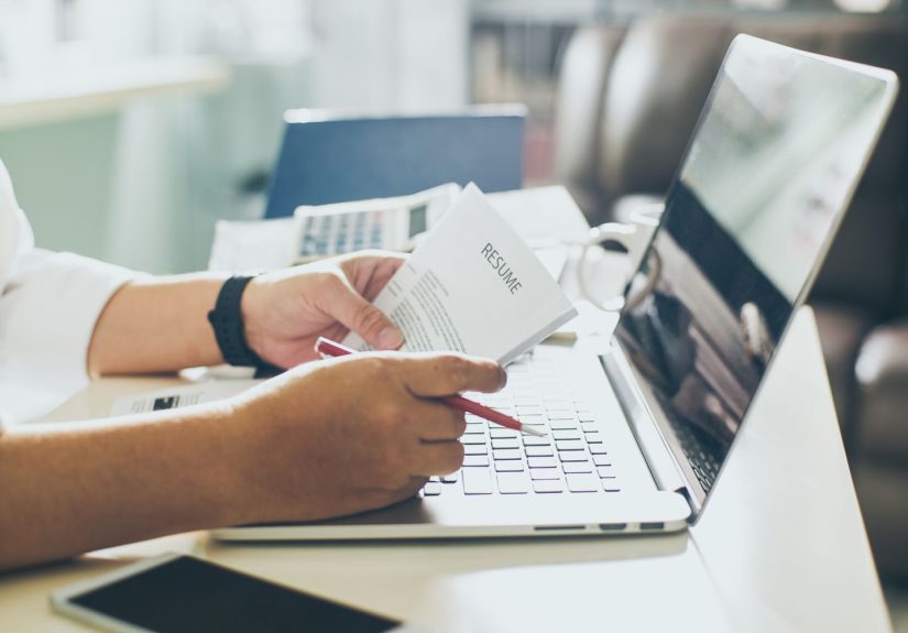 How To Include a Name Change on Your Resume