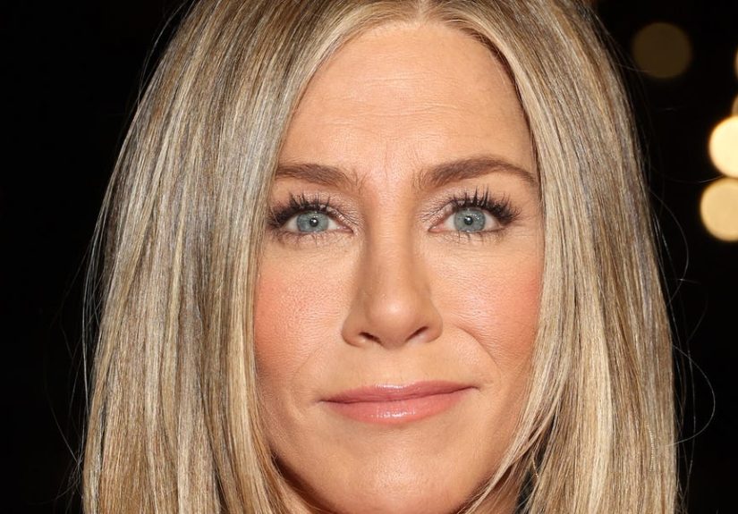 Jennifer Aniston Says She's Used This Beauty Product for "Years"