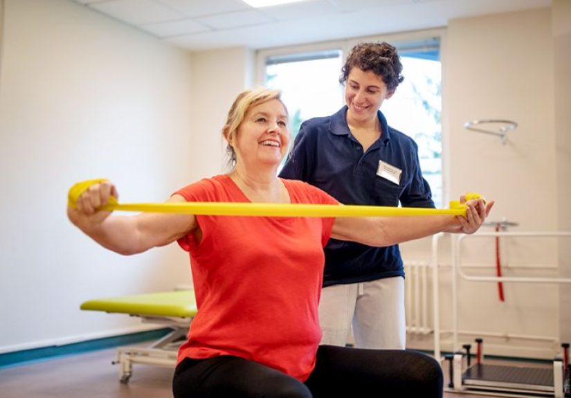 Osteomalacia vs. Osteoporosis: Symptoms, Treatment, and More