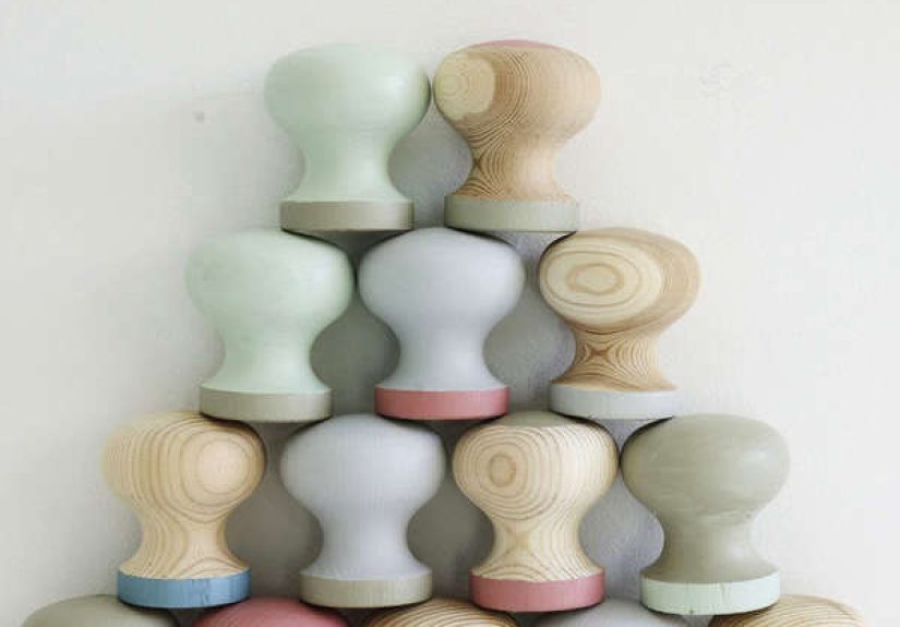 DIY: Painted Pastel Knobs