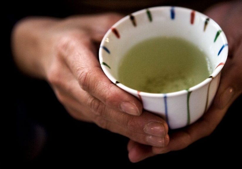 Does Green Tea Make You Poop? What the Research Says