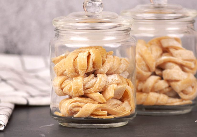 Simple Ways to Roll Out Pasta Dough by Hand: 15 Steps